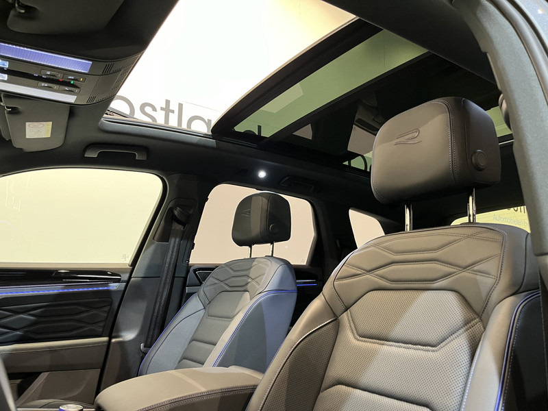 Volkswagen Touareg R 3.0 TSi 462 PK eHybrid 4MOTION Full Options / Luchtvering / IQ Matrix / 360 Camera / Panoramadak / Head-Up / Leder / Stoelventilatie / Stoelverwarming - سيارة دفع رباعي: صور 5 Volkswagen Touareg R 3.0 TSi 462 PK eHybrid 4MOTION Full Options / Luchtvering / IQ Matrix / 360 Camera / Panoramadak / Head-Up / Leder / Stoelventilatie / Stoelverwarming - سيارة دفع رباعي: صور 5