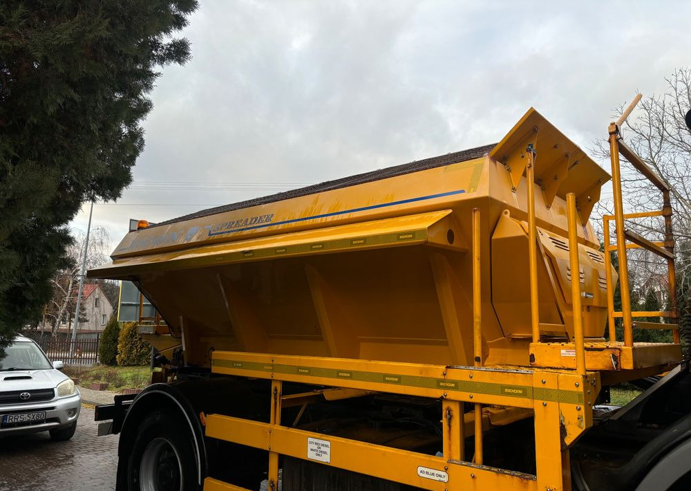 Mercedes-Benz Axor 4x2 piaskarka solarka econ schmidt 1824 e5 - جرافة ثلج: صور 5 Mercedes-Benz Axor 4x2 piaskarka solarka econ schmidt 1824 e5 - جرافة ثلج: صور 5