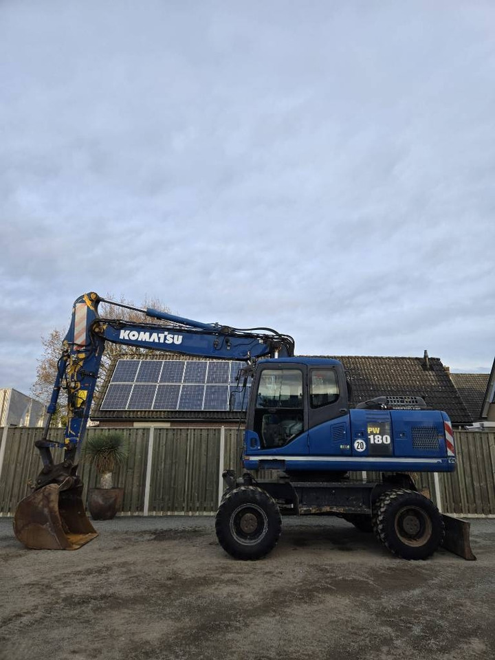 Komatsu PW 180-7EO - حفارة على عجلات: صور 1 Komatsu PW 180-7EO - حفارة على عجلات: صور 1