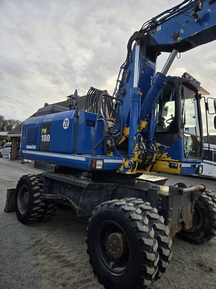 Komatsu PW 180-7EO - حفارة على عجلات: صور 5 Komatsu PW 180-7EO - حفارة على عجلات: صور 5