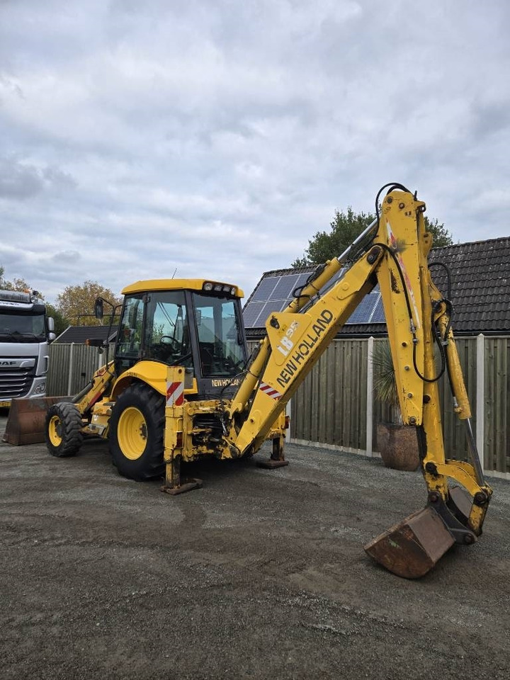 New Holland LB 95 B-4 PT - حفار متعدد الاستخدام: صور 3 New Holland LB 95 B-4 PT - حفار متعدد الاستخدام: صور 3