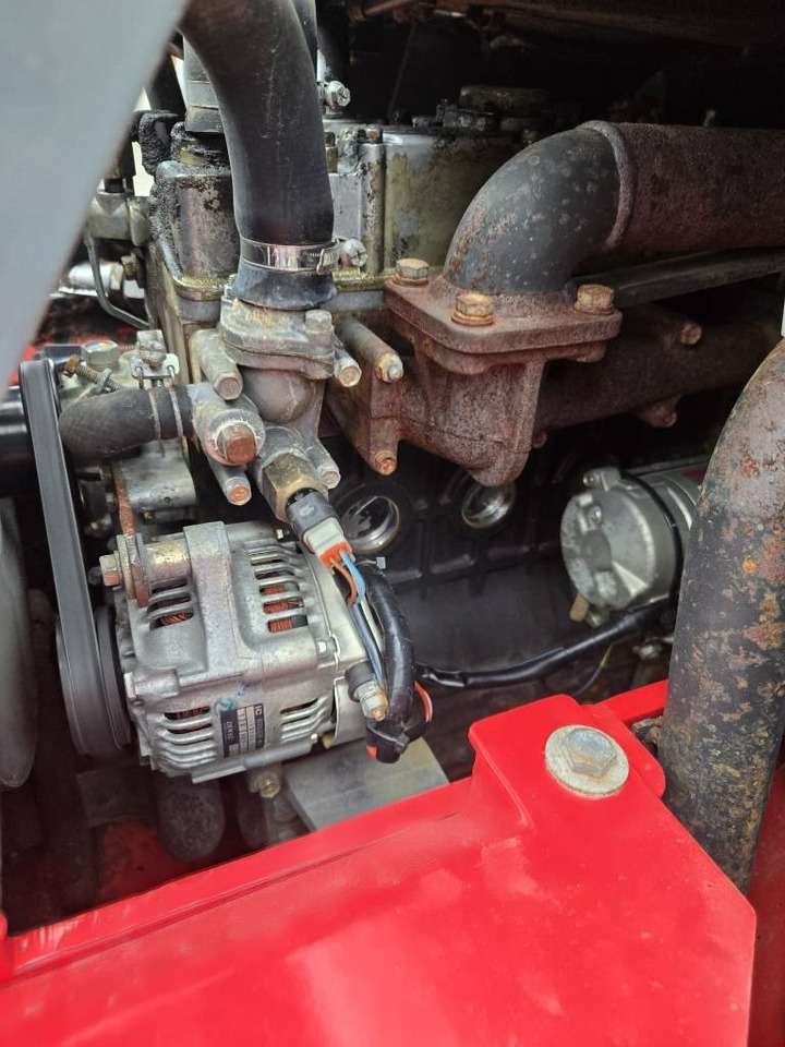 لودر مفصلي صغير Weidemann 1240: صور 19 لودر مفصلي صغير Weidemann 1240: صور 19