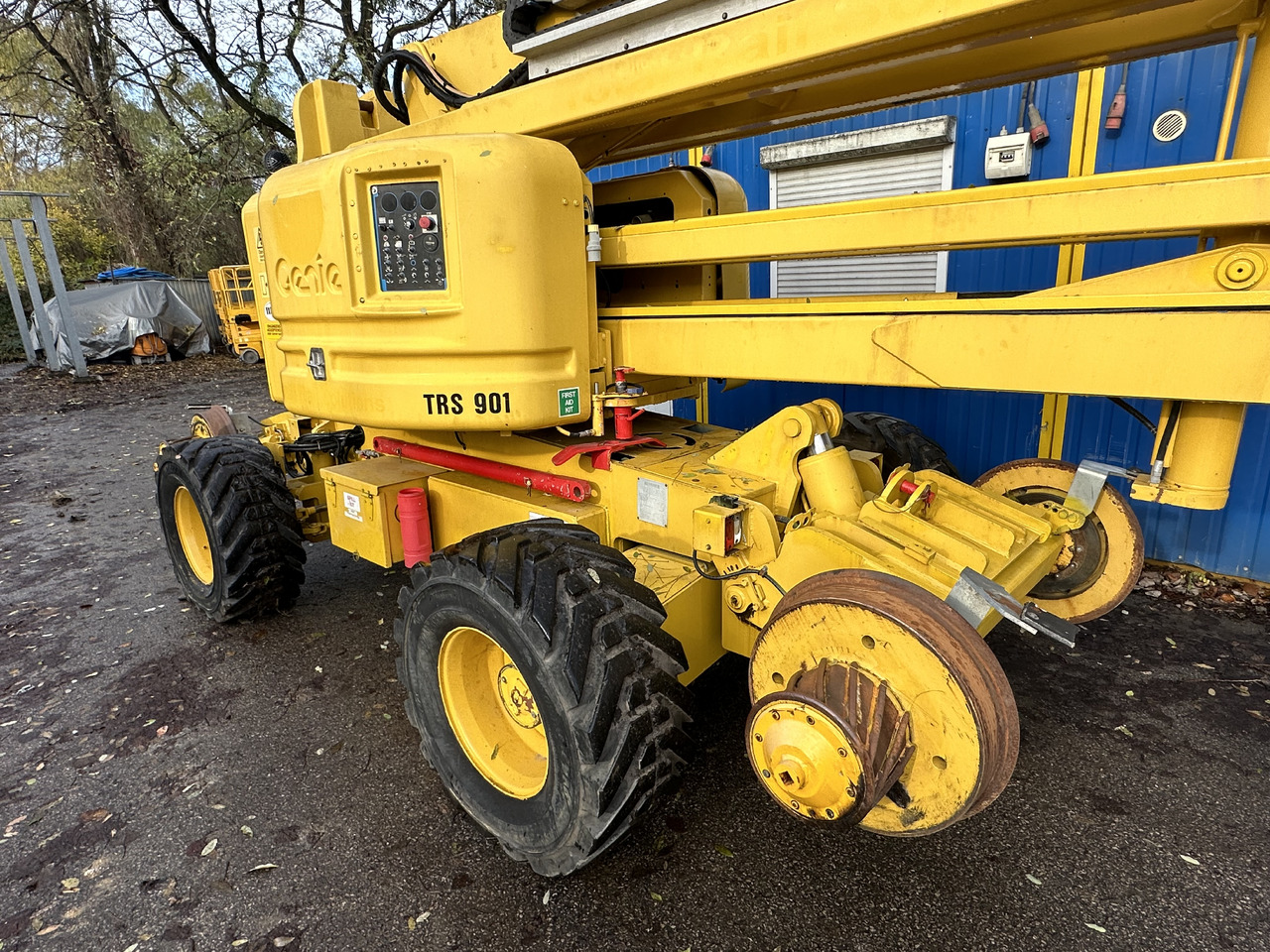 GENIE REXQUOTE Accessrailer Z60/34 railroad boom lift cherry picker mewp - رافعات سلة مفصلية: صور 4 GENIE REXQUOTE Accessrailer Z60/34 railroad boom lift cherry picker mewp - رافعات سلة مفصلية: صور 4