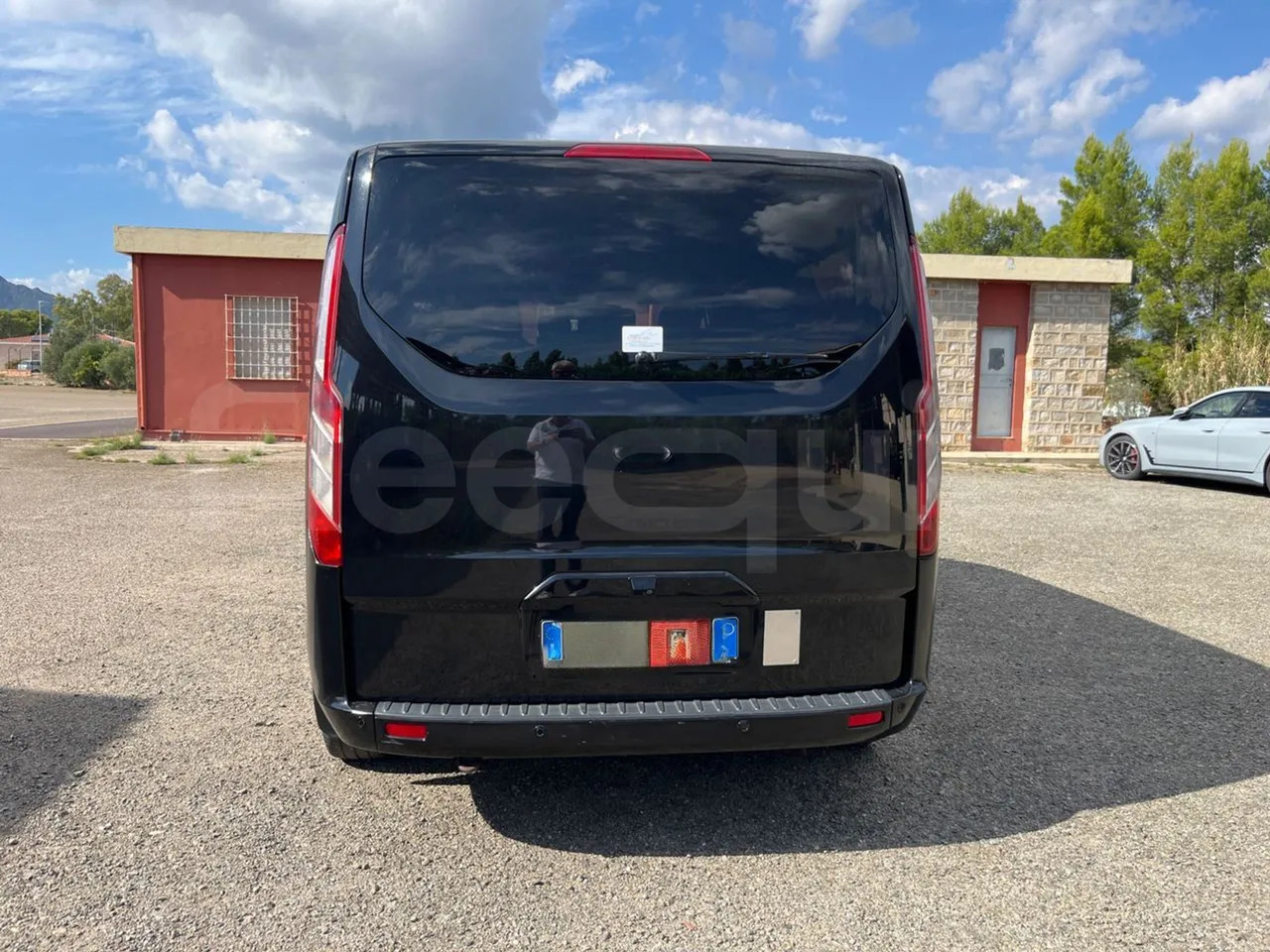 Ford Tourneo Custom - صغيرة, ميكروباص: صور 5 Ford Tourneo Custom - صغيرة, ميكروباص: صور 5