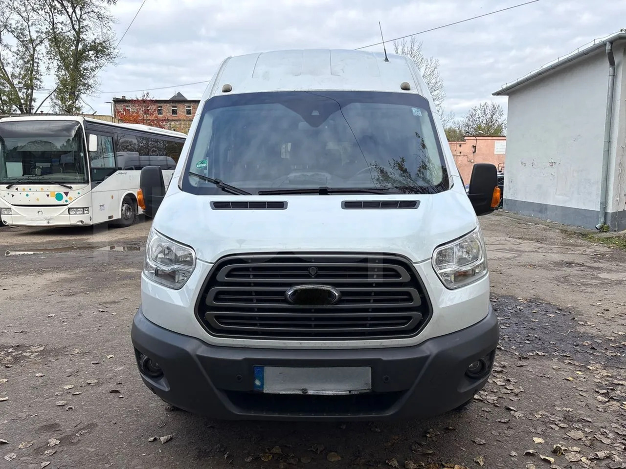 Ford Transit - صغيرة, باص النقل بين المدن: صور 2 Ford Transit - صغيرة, باص النقل بين المدن: صور 2