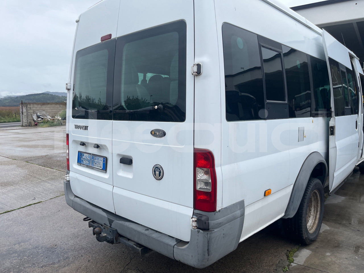 Ford Transit - صغيرة, ميكروباص: صور 5 Ford Transit - صغيرة, ميكروباص: صور 5