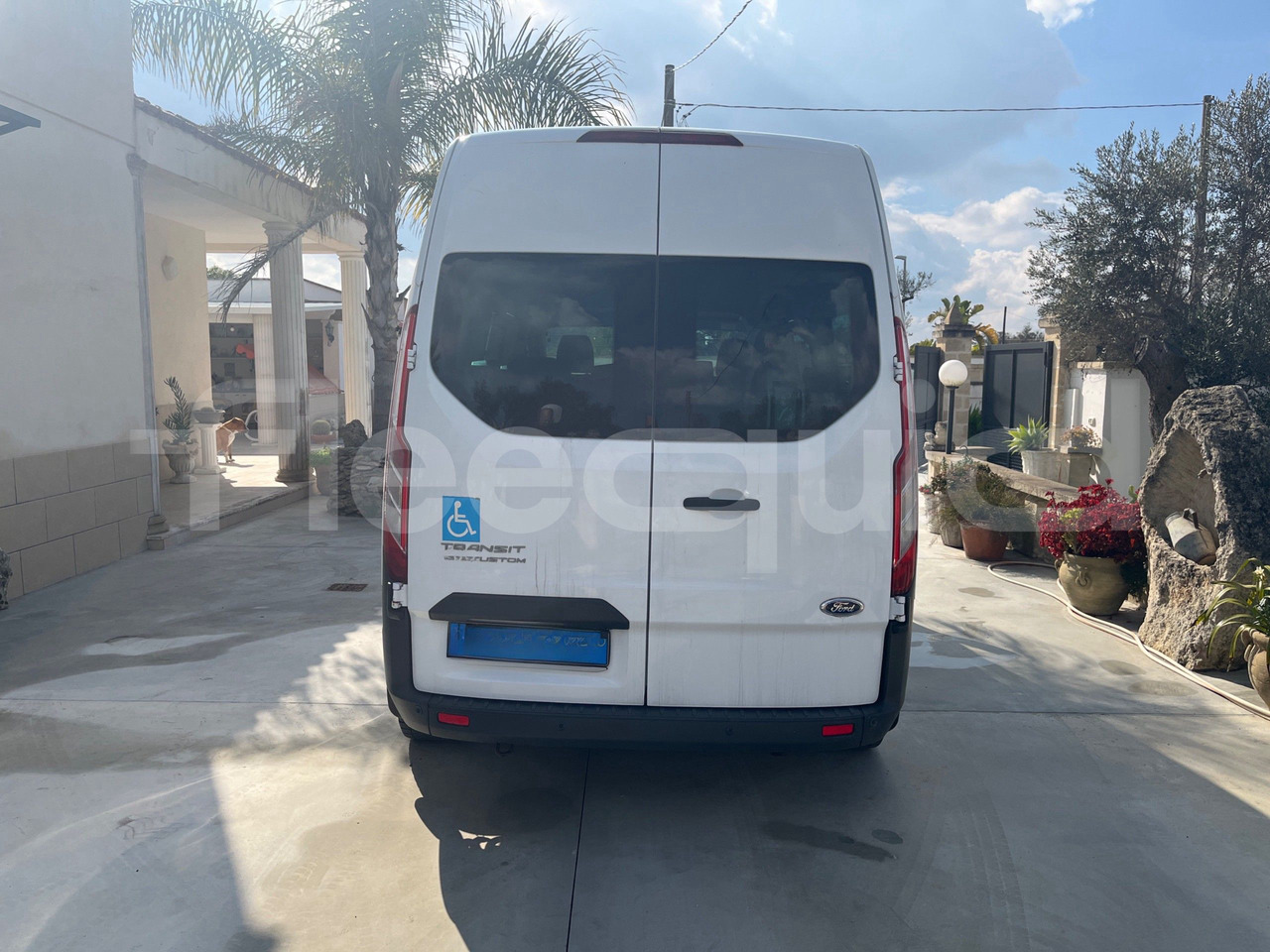 Ford Transit - سياحية حافلة: صور 5 Ford Transit - سياحية حافلة: صور 5