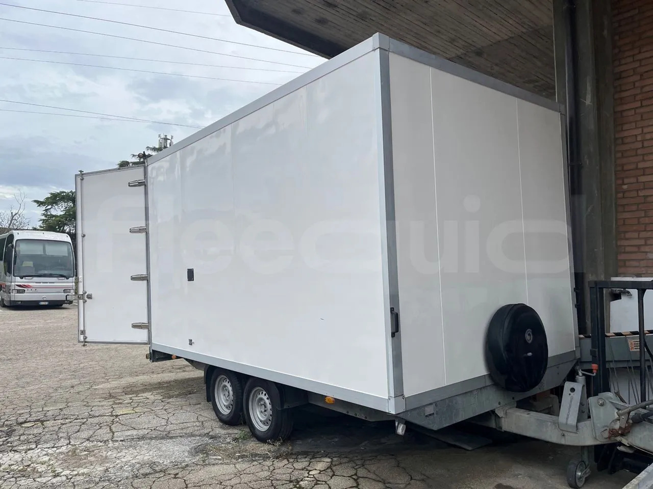 Humbaur Rimorchio - بصندوق مغلق مقطورة: صور 3 Humbaur Rimorchio - بصندوق مغلق مقطورة: صور 3