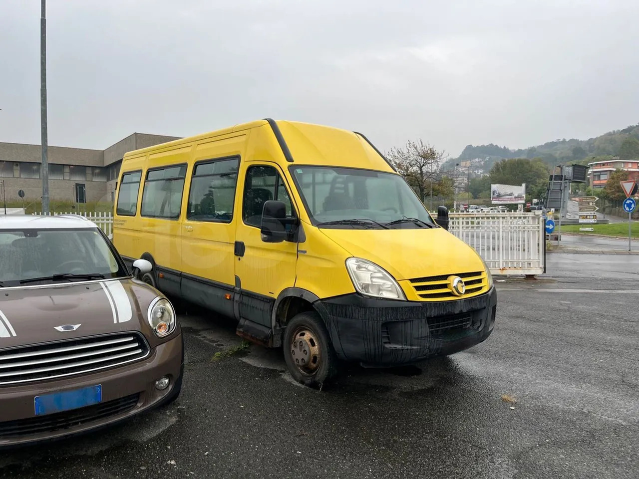 Iveco A50 - حافلة مدرسية: صور 1 Iveco A50 - حافلة مدرسية: صور 1