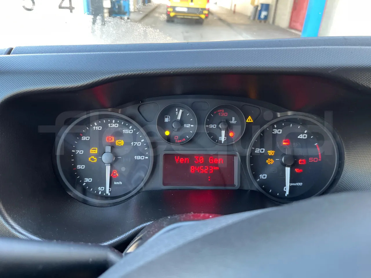 Iveco Daily - حافلة مدرسية: صور 3 Iveco Daily - حافلة مدرسية: صور 3