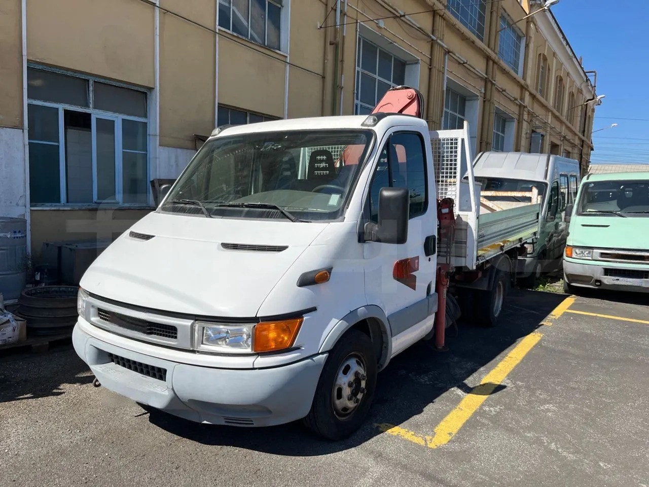 Iveco Daily - صغيرة, ميكروباص: صور 4 Iveco Daily - صغيرة, ميكروباص: صور 4