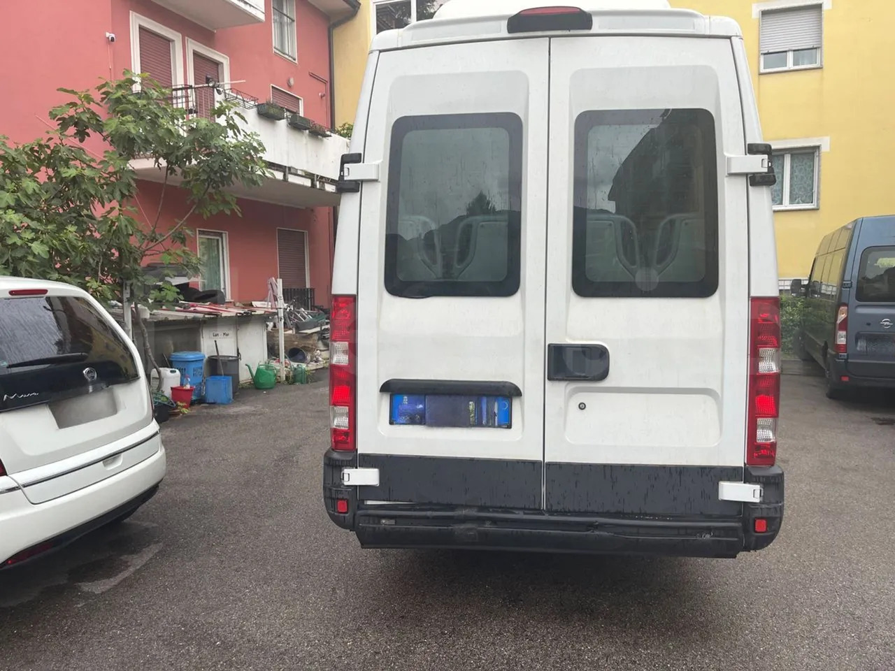 Iveco Daily - صغيرة, ميكروباص: صور 5 Iveco Daily - صغيرة, ميكروباص: صور 5
