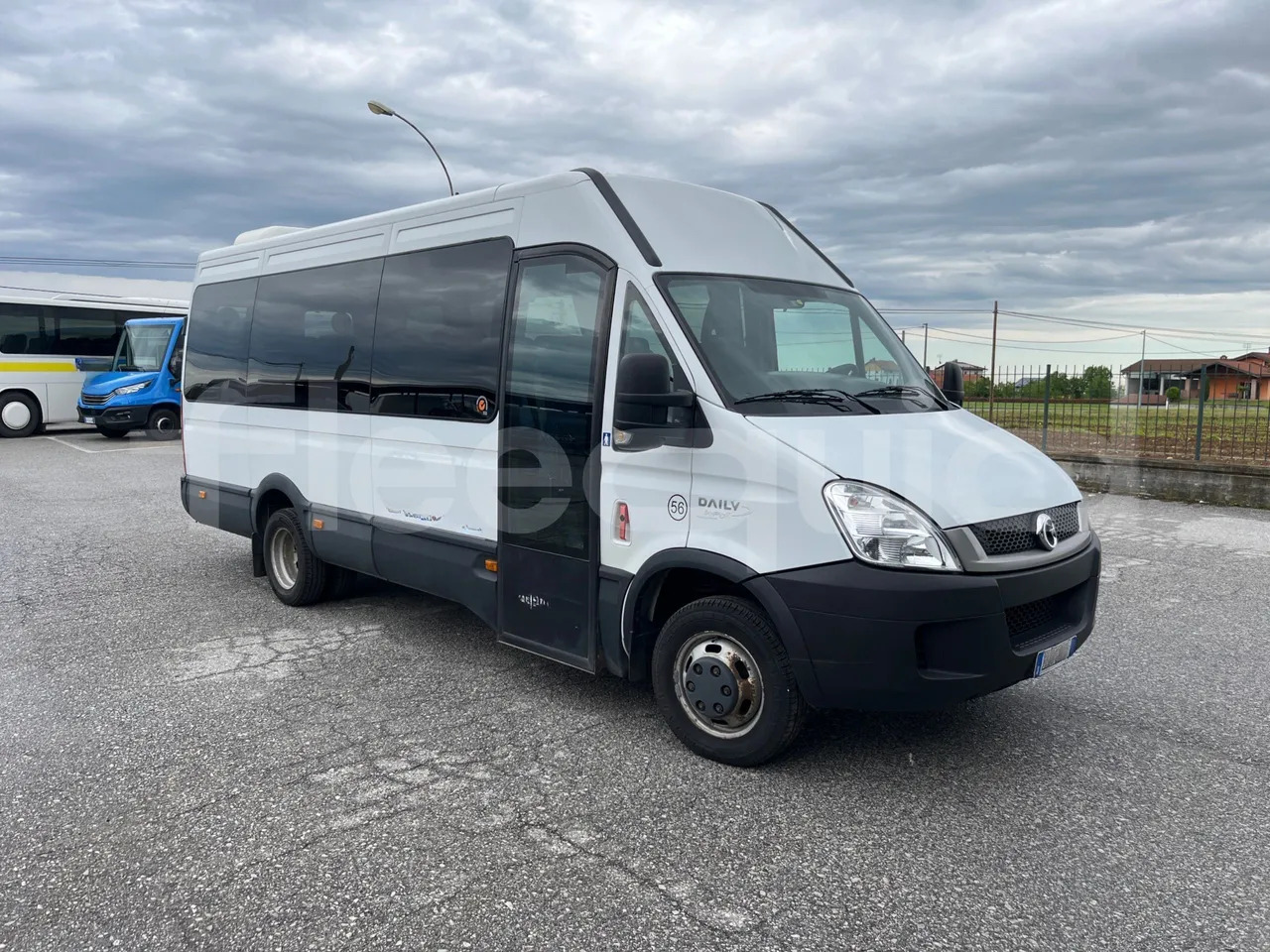 Iveco Daily - صغيرة, ميكروباص: صور 1 Iveco Daily - صغيرة, ميكروباص: صور 1