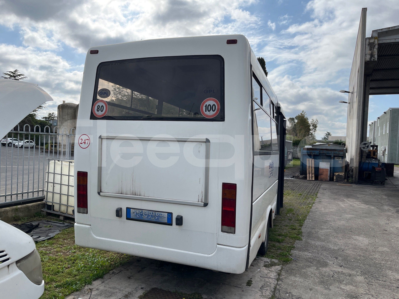 Mercedes-Benz 414T - صغيرة, ميكروباص: صور 4 Mercedes-Benz 414T - صغيرة, ميكروباص: صور 4