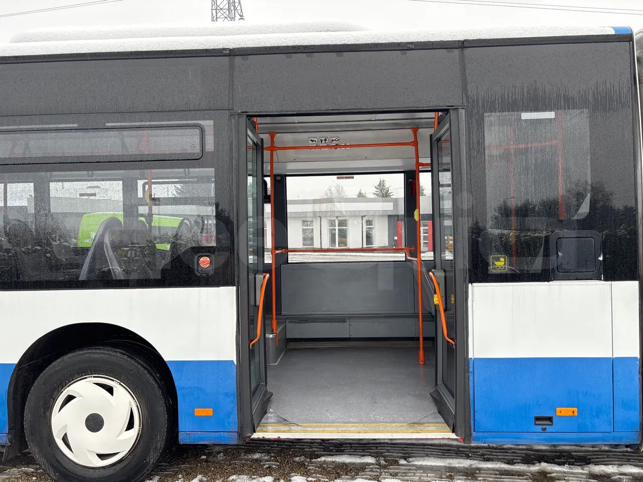 حافلة مفصلية Mercedes-Benz O 530: صور 15