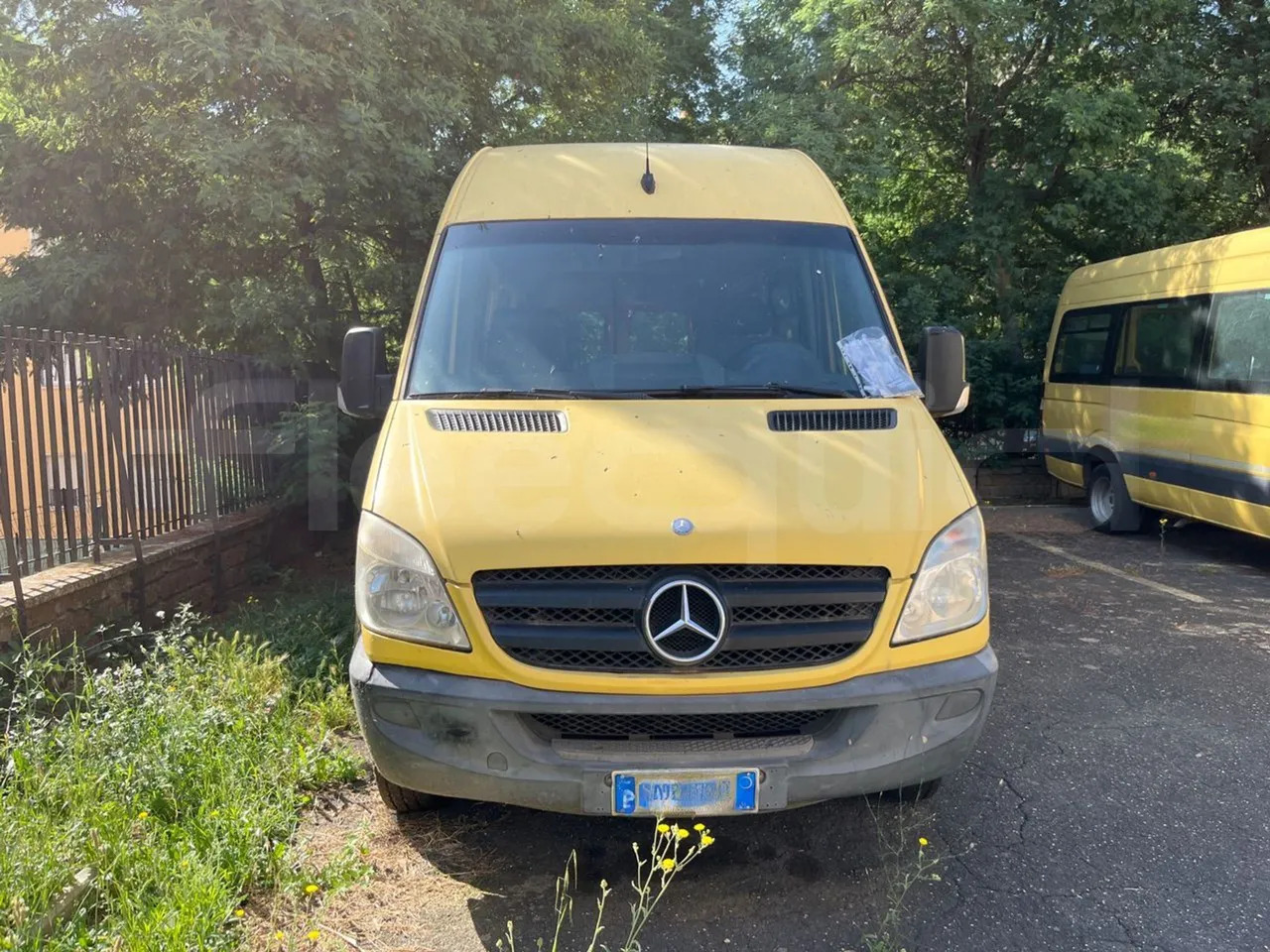 Mercedes-Benz Sprinter - حافلة مدرسية: صور 2 Mercedes-Benz Sprinter - حافلة مدرسية: صور 2