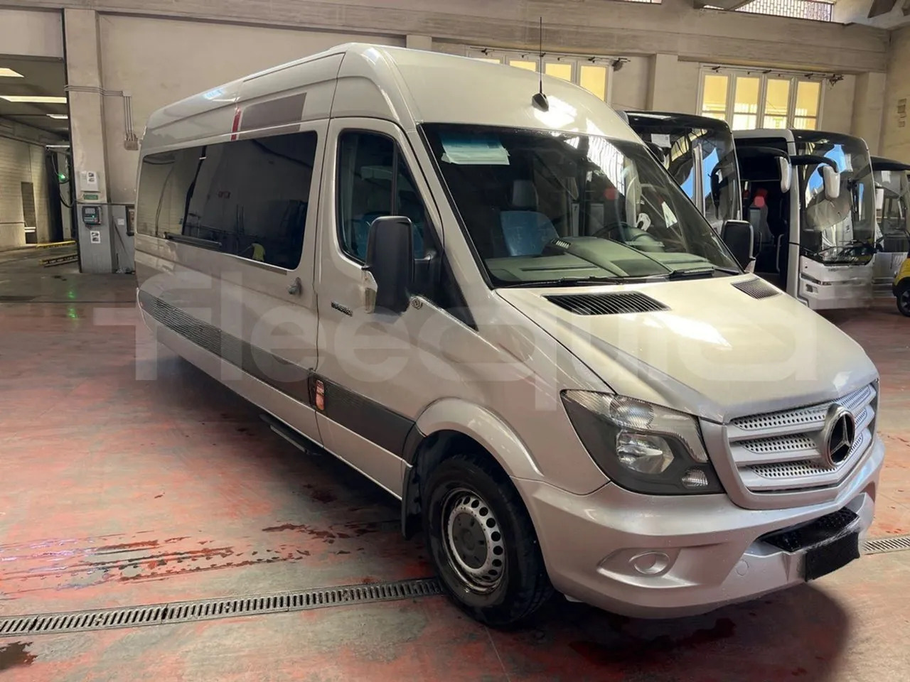 Mercedes-Benz Sprinter - صغيرة, ميكروباص: صور 1 Mercedes-Benz Sprinter - صغيرة, ميكروباص: صور 1