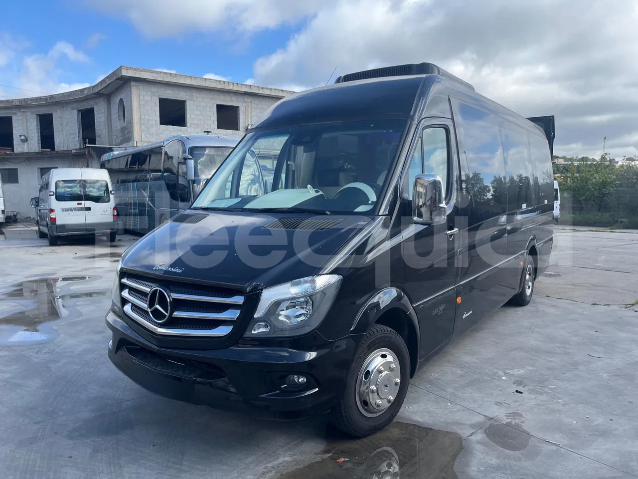 Mercedes-Benz Sprinter - صغيرة, ميكروباص: صور 4 Mercedes-Benz Sprinter - صغيرة, ميكروباص: صور 4