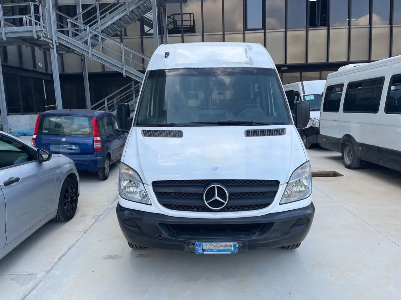 Mercedes-Benz Sprinter - سياحية حافلة: صور 2 Mercedes-Benz Sprinter - سياحية حافلة: صور 2