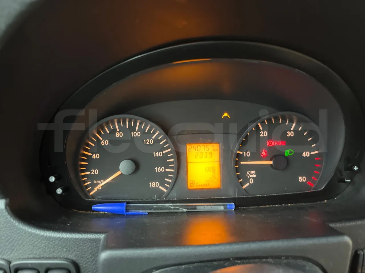 Mercedes-Benz Sprinter - صغيرة, ميكروباص: صور 3 Mercedes-Benz Sprinter - صغيرة, ميكروباص: صور 3
