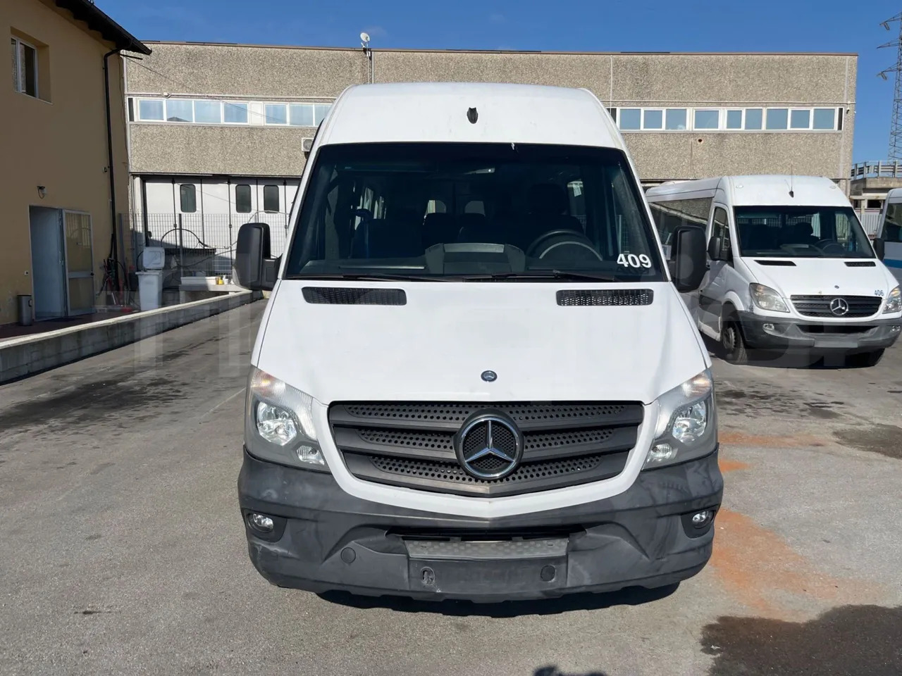 Mercedes-Benz Sprinter - صغيرة, ميكروباص: صور 2 Mercedes-Benz Sprinter - صغيرة, ميكروباص: صور 2