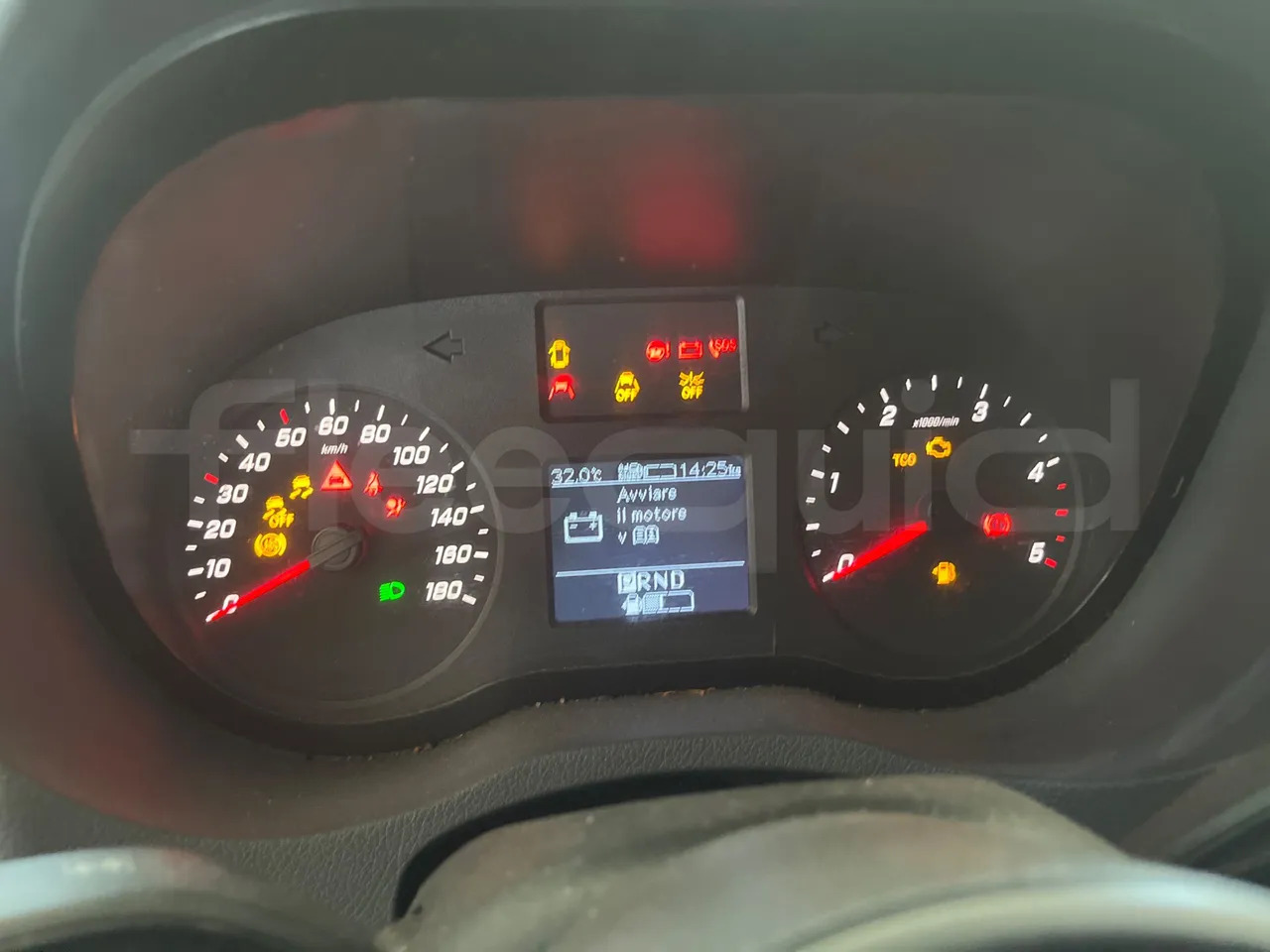 Mercedes-Benz Sprinter - صغيرة, ميكروباص: صور 3 Mercedes-Benz Sprinter - صغيرة, ميكروباص: صور 3