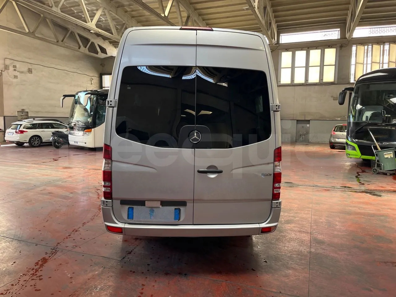 Mercedes-Benz Sprinter - صغيرة, ميكروباص: صور 5 Mercedes-Benz Sprinter - صغيرة, ميكروباص: صور 5
