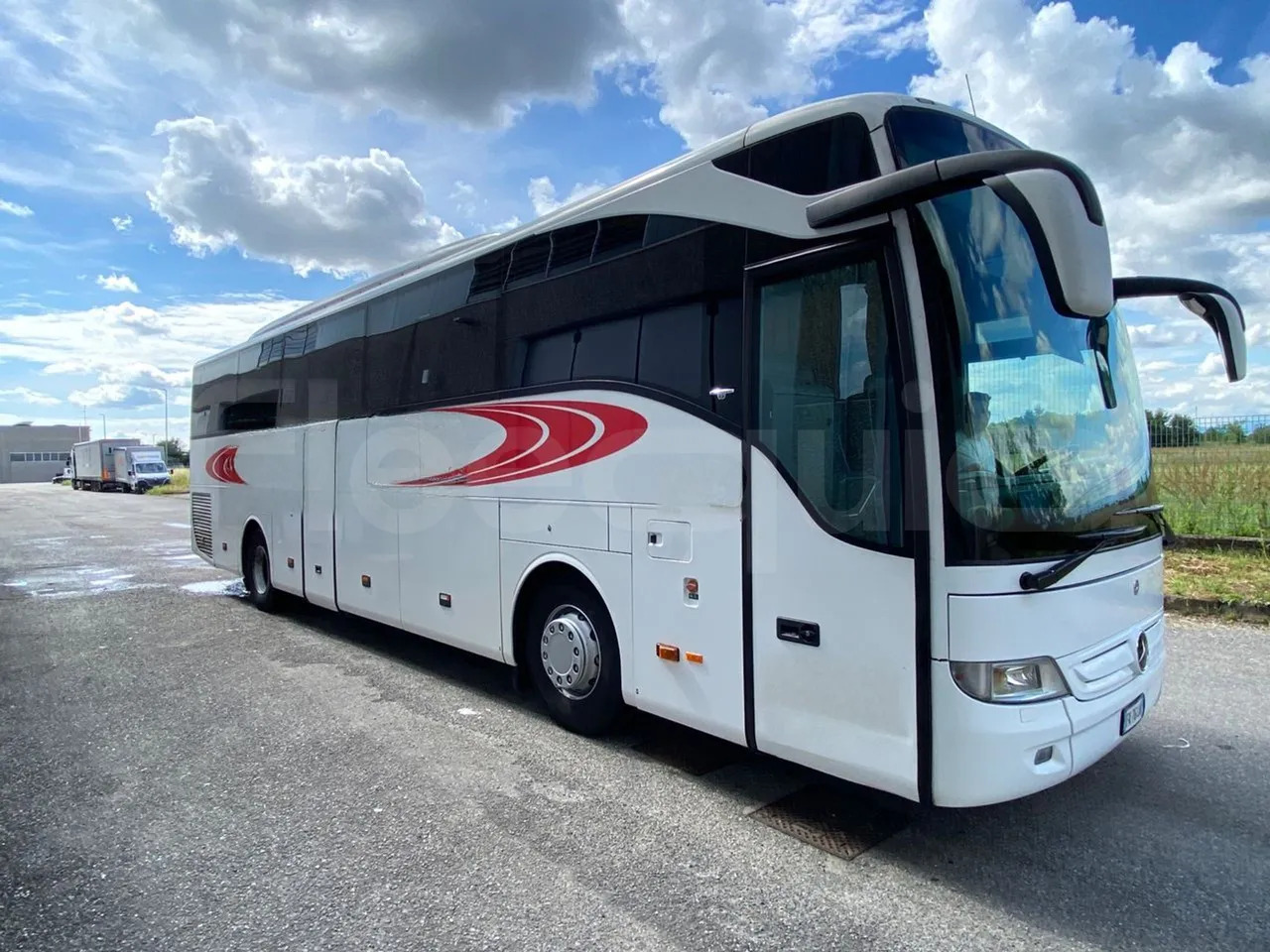 Mercedes-Benz Tourismo - سياحية حافلة: صور 1 Mercedes-Benz Tourismo - سياحية حافلة: صور 1