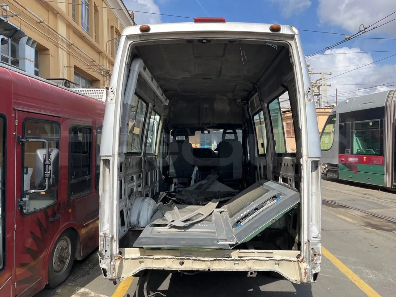 N.6Iveco Daily - صغيرة, ميكروباص: صور 4 N.6Iveco Daily - صغيرة, ميكروباص: صور 4