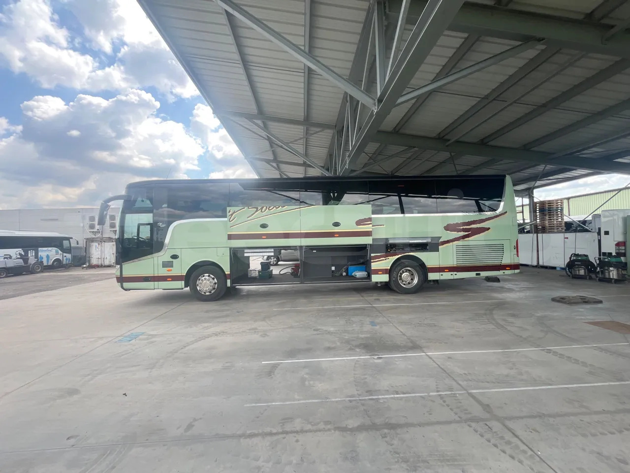 Van Hool Acron - سياحية حافلة: صور 5 Van Hool Acron - سياحية حافلة: صور 5