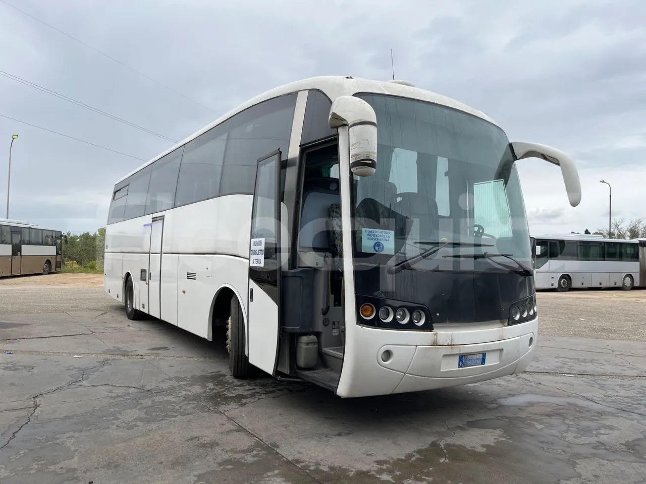 Volvo B12 - سياحية حافلة: صور 1 Volvo B12 - سياحية حافلة: صور 1