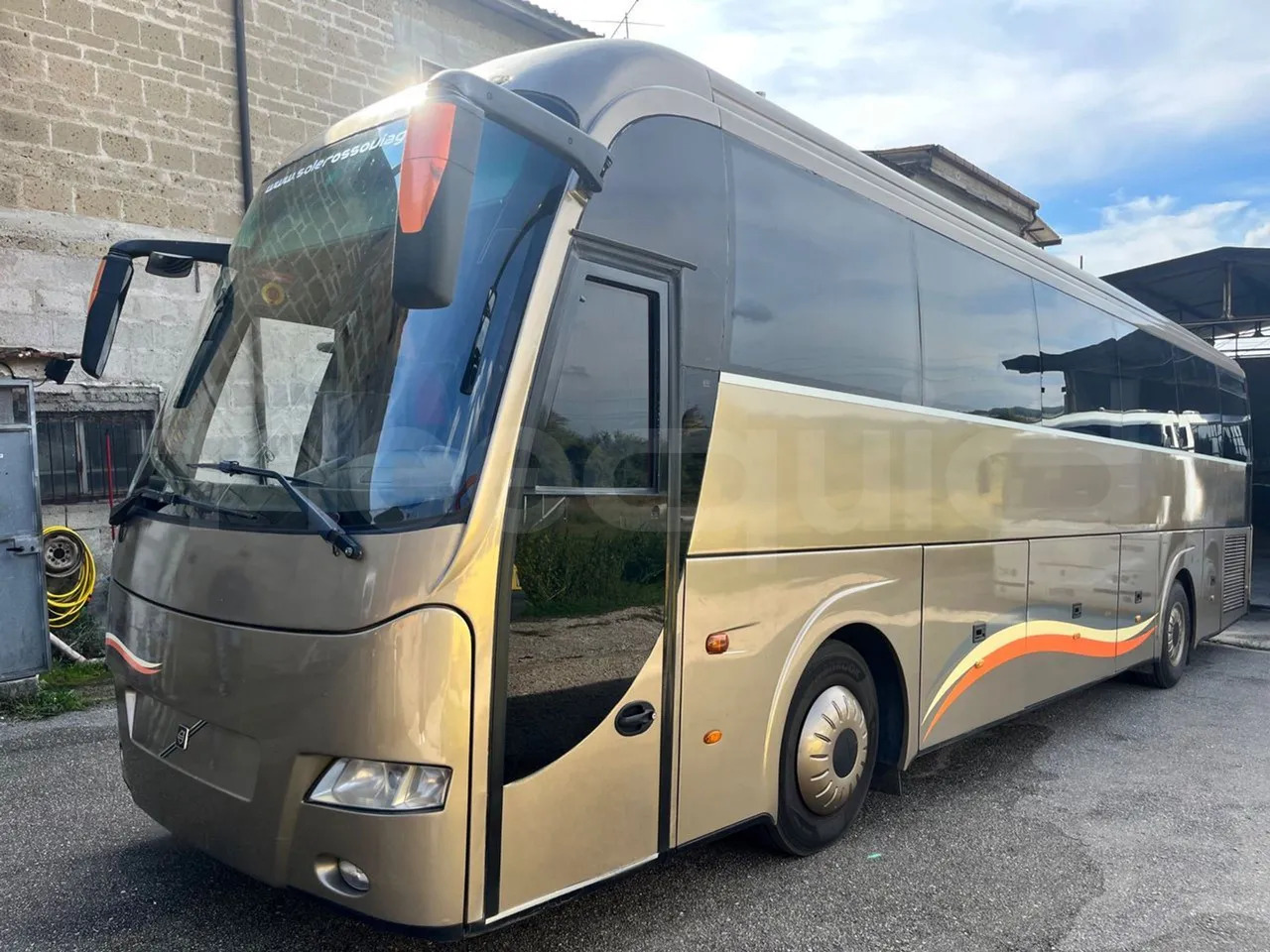 Volvo Barbi Genesis - سياحية حافلة: صور 4 Volvo Barbi Genesis - سياحية حافلة: صور 4