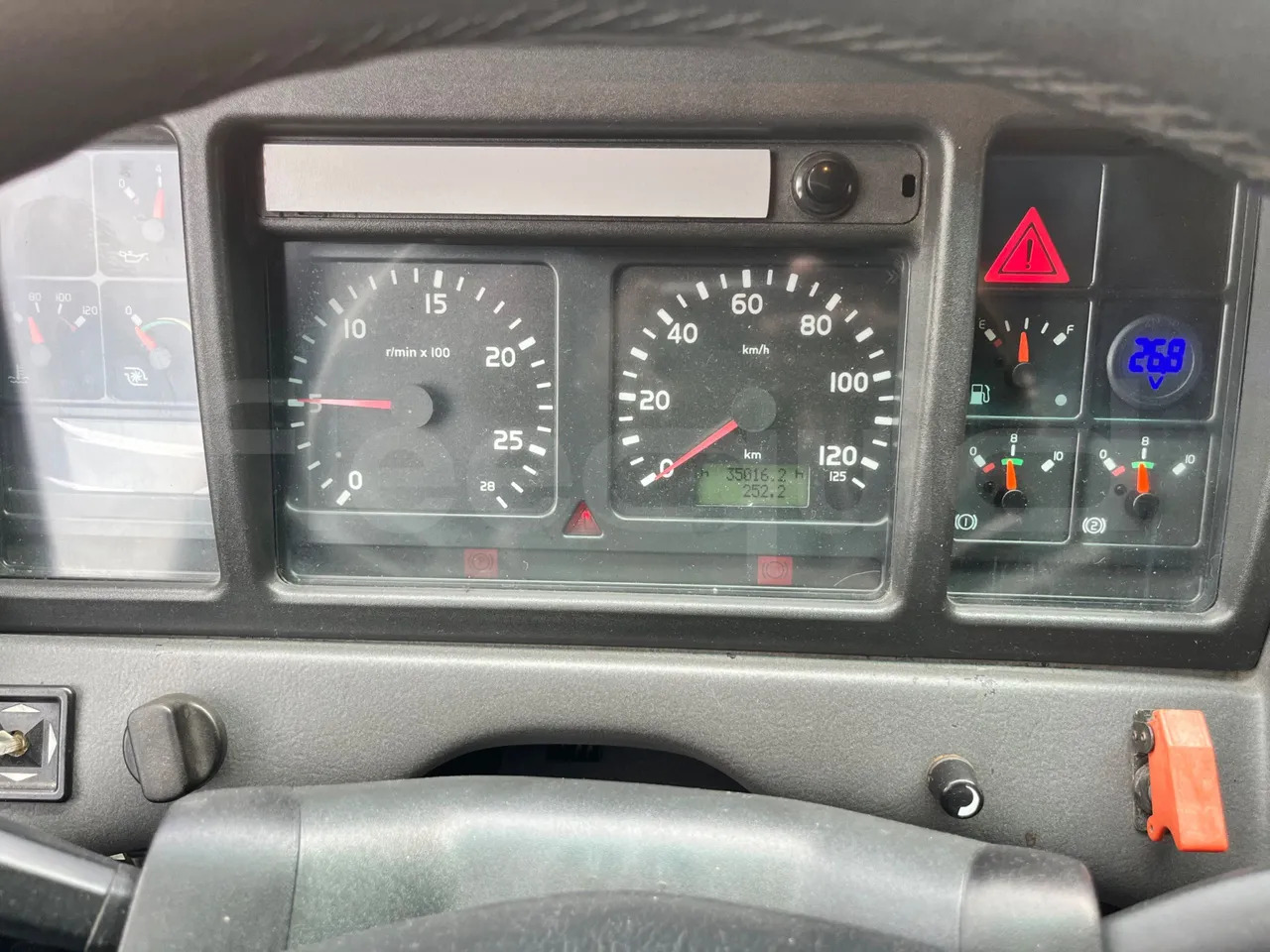 Volvo Barbi Genesis - سياحية حافلة: صور 3 Volvo Barbi Genesis - سياحية حافلة: صور 3