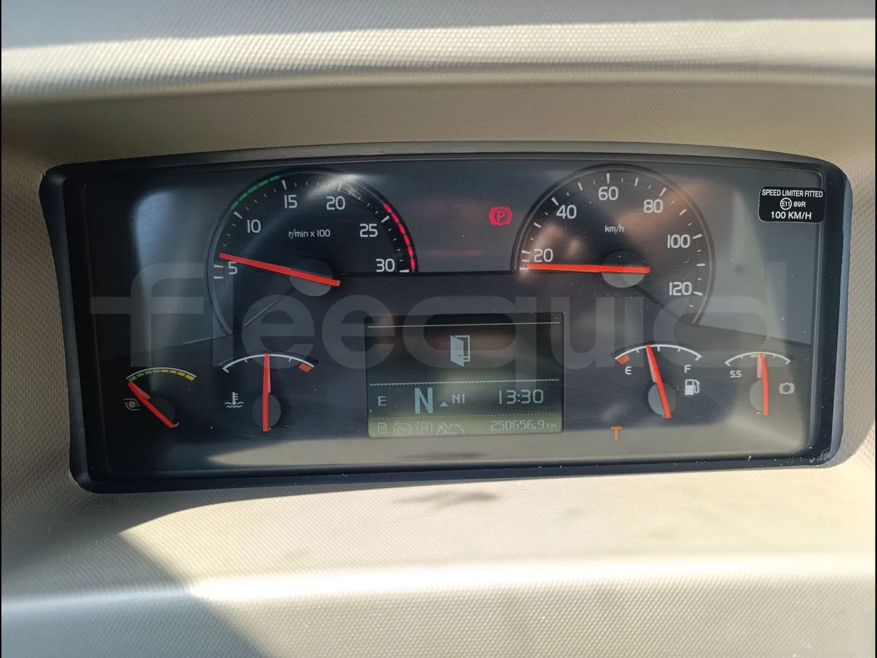 Volvo Sunsundegui - سياحية حافلة: صور 3 Volvo Sunsundegui - سياحية حافلة: صور 3