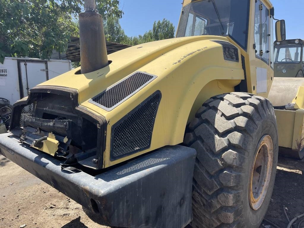 Bomag 226-4 - مدماج: صور 2 Bomag 226-4 - مدماج: صور 2