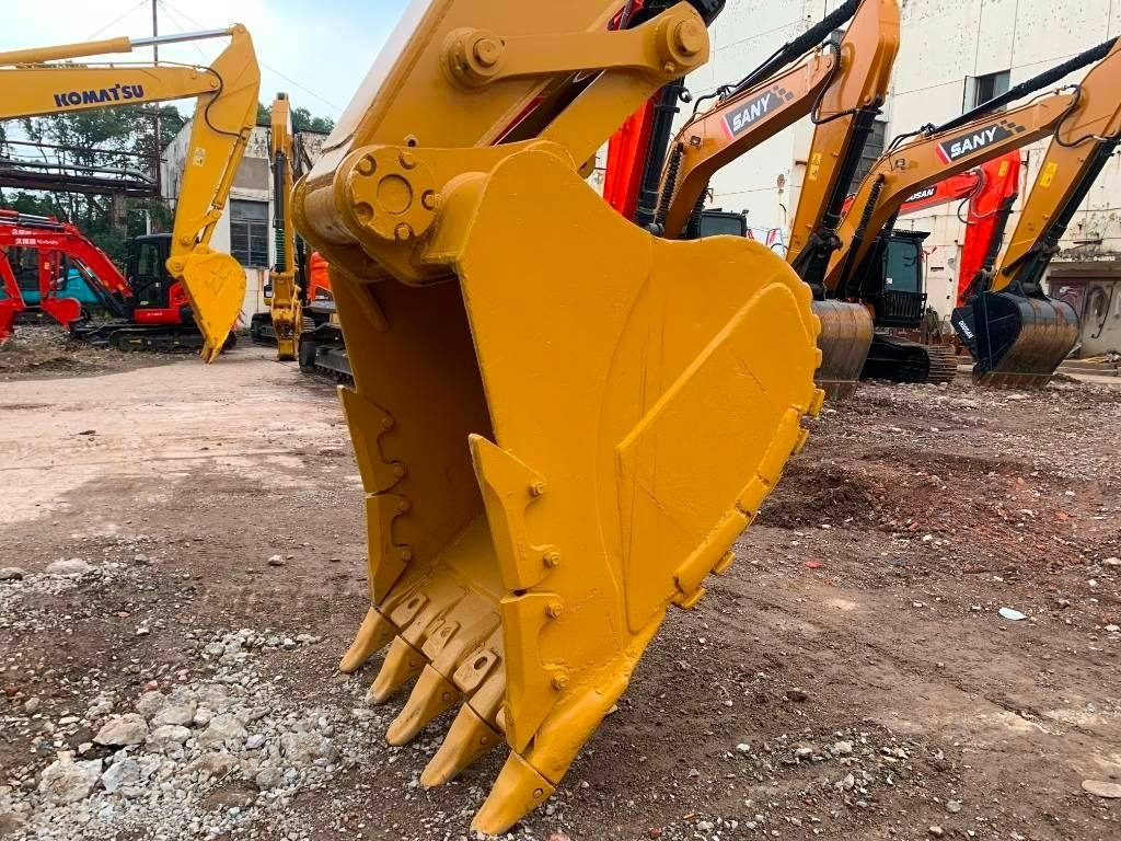 CAT 336 D - حفارات زحافة: صور 4 CAT 336 D - حفارات زحافة: صور 4