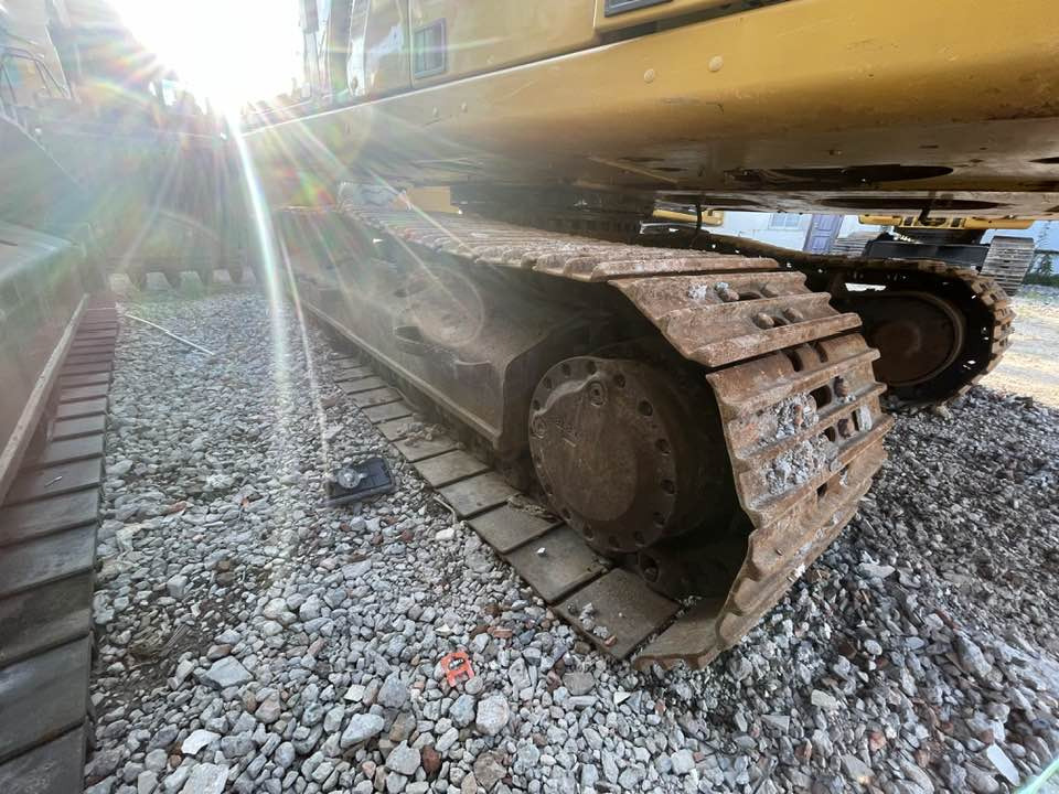 Caterpillar 320 - حفارة: صور 5 Caterpillar 320 - حفارة: صور 5