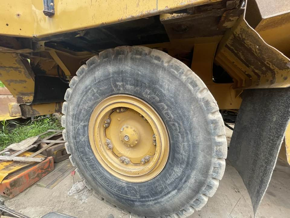 Caterpillar Cat 773f - شاحنة قلابة للمحاجر: صور 4 Caterpillar Cat 773f - شاحنة قلابة للمحاجر: صور 4