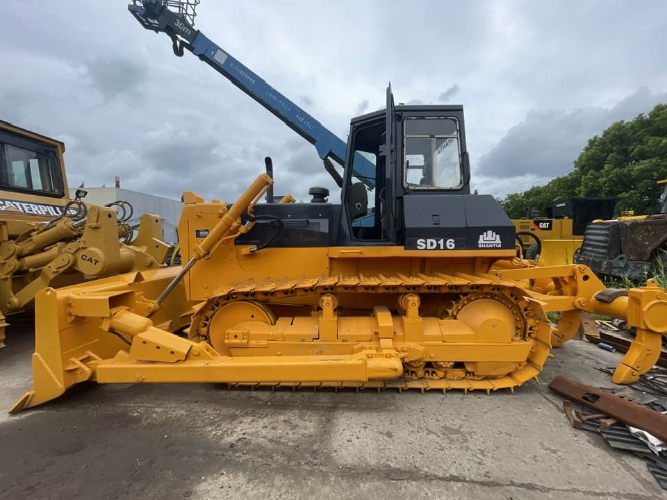 Caterpillar SD13 - بلدوزر: صور 1 Caterpillar SD13 - بلدوزر: صور 1