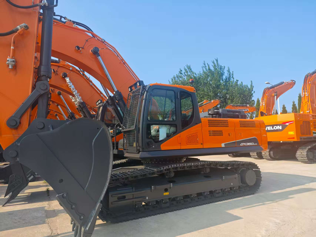 Develon DX360LCA-7M - حفارات زحافة: صور 1 Develon DX360LCA-7M - حفارات زحافة: صور 1