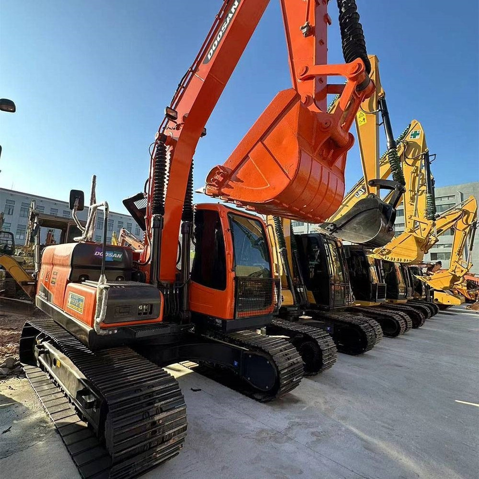 Doosan DX150LC-9C - حفارات زحافة: صور 4 Doosan DX150LC-9C - حفارات زحافة: صور 4