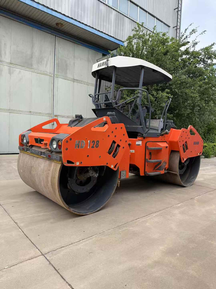 HAMM HD128 - مدحلة الأسفلت: صور 2 HAMM HD128 - مدحلة الأسفلت: صور 2