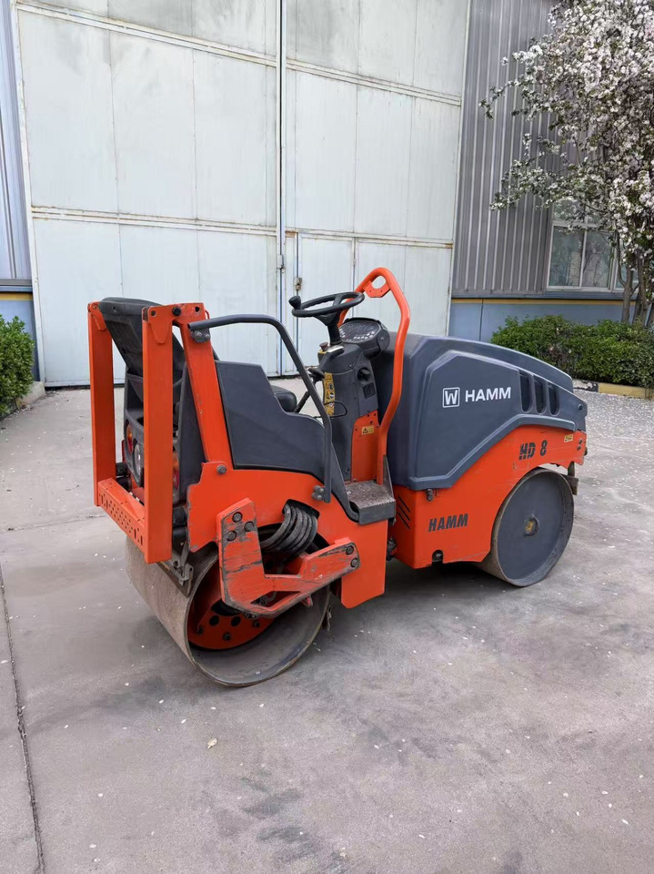 HAMM HD8VV - مدحلة الأسفلت: صور 4 HAMM HD8VV - مدحلة الأسفلت: صور 4