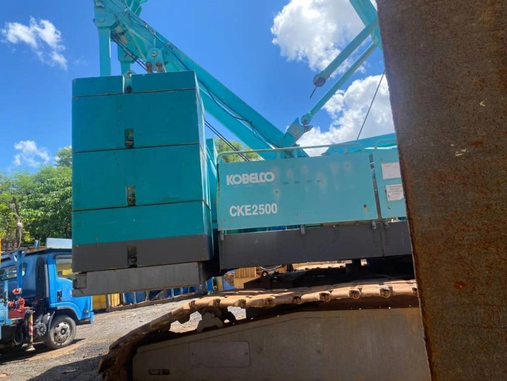 Kobelco CKE 2500 - رافعة مجنزرة: صور 3 Kobelco CKE 2500 - رافعة مجنزرة: صور 3
