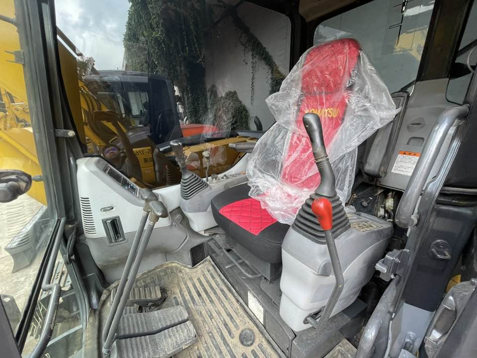 Komatsu PC78MR-6 - حفارة مصغرة: صور 4 Komatsu PC78MR-6 - حفارة مصغرة: صور 4