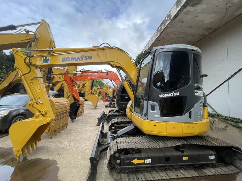 Komatsu PC78MR-6 - حفارة مصغرة: صور 1 Komatsu PC78MR-6 - حفارة مصغرة: صور 1