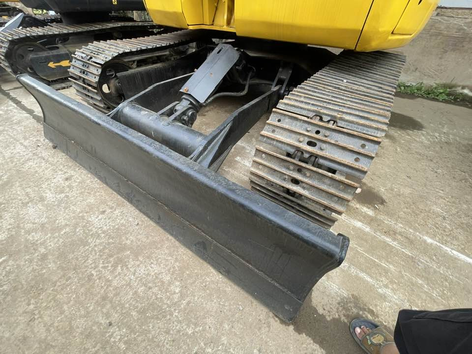 Komatsu PC78MR-6 - حفارة مصغرة: صور 5 Komatsu PC78MR-6 - حفارة مصغرة: صور 5