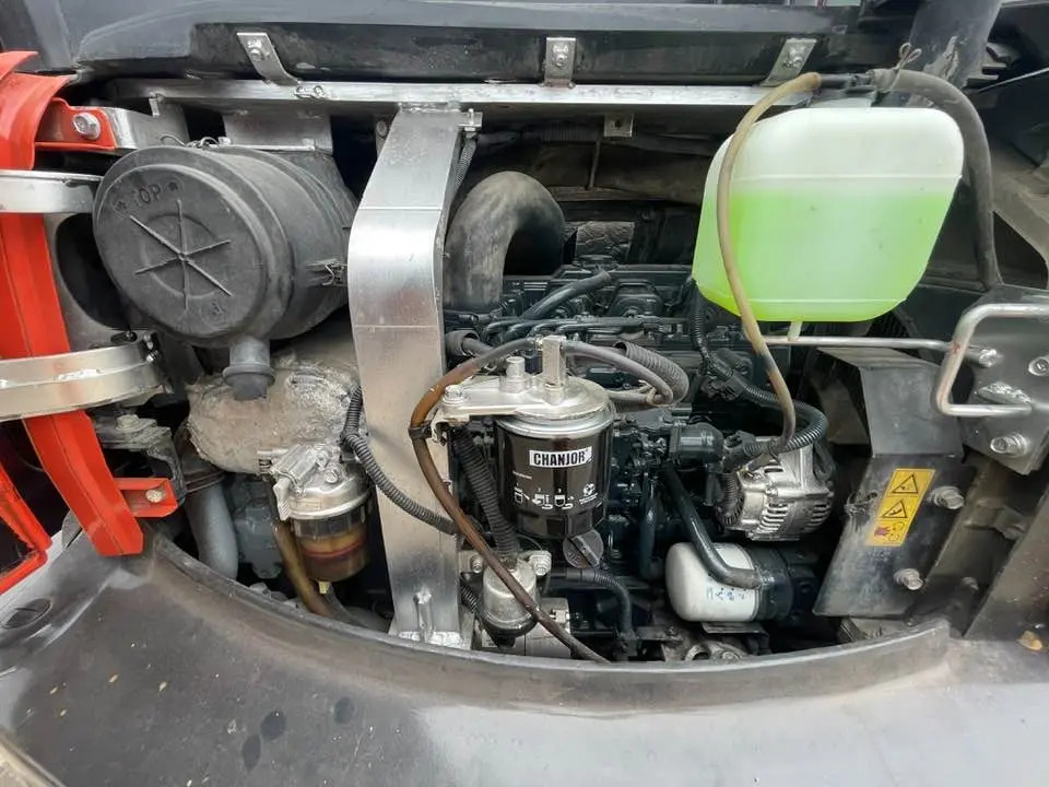 Kubota KX165-5 - حفارة مصغرة: صور 3 Kubota KX165-5 - حفارة مصغرة: صور 3