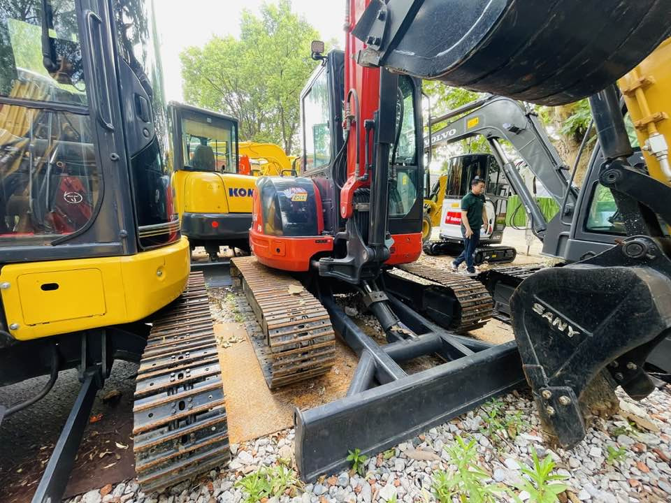 Kubota U55-4 - حفارة مصغرة: صور 2 Kubota U55-4 - حفارة مصغرة: صور 2