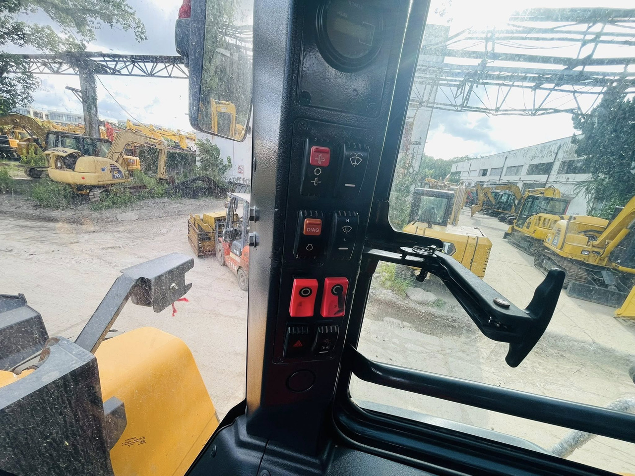 LiuGong 856H - اللودر بعجل: صور 2 LiuGong 856H - اللودر بعجل: صور 2